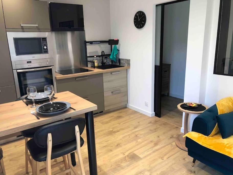 Maisonnette Avec Terrasse Argences Εξωτερικό φωτογραφία