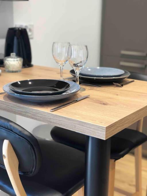 Maisonnette Avec Terrasse Argences Εξωτερικό φωτογραφία